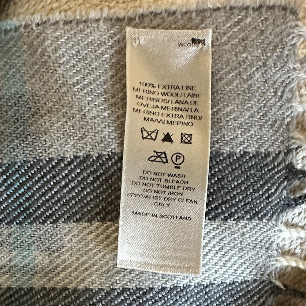 Burberry Deconstructed Plaid Gray and Teal Plaid Scarf Y2K - Picture 3 of 5